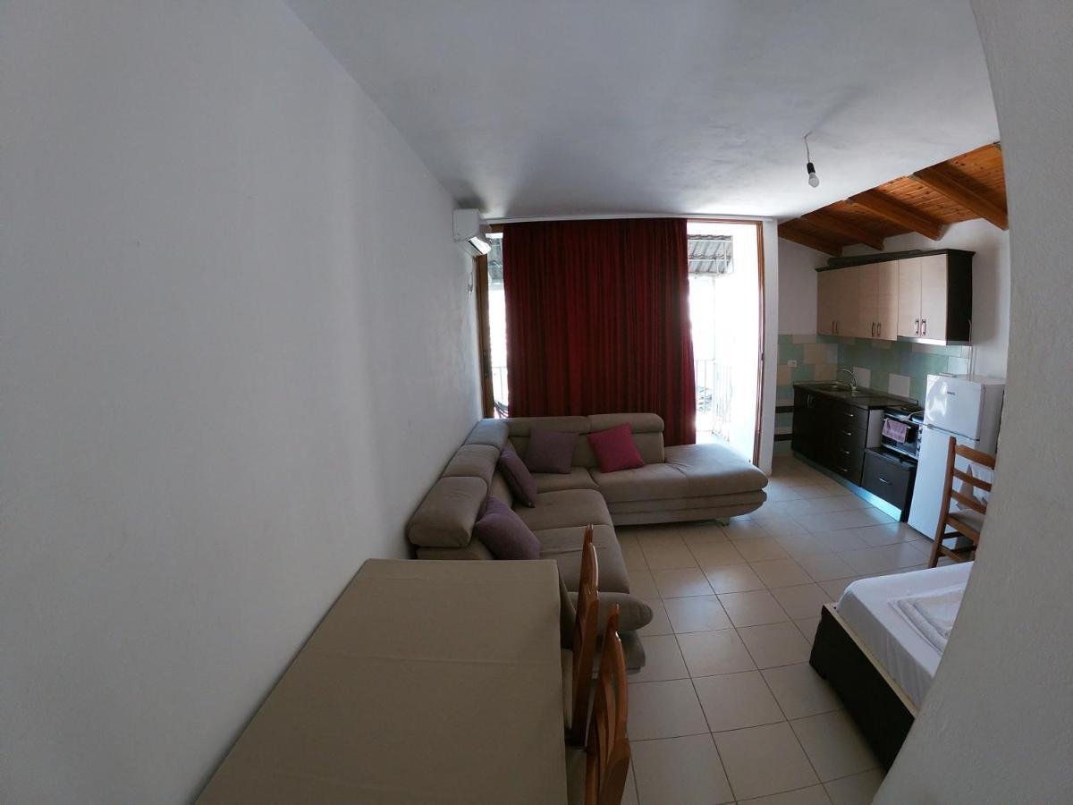 Honey Apartments Near Promenade Sarandë Exteriér fotografie