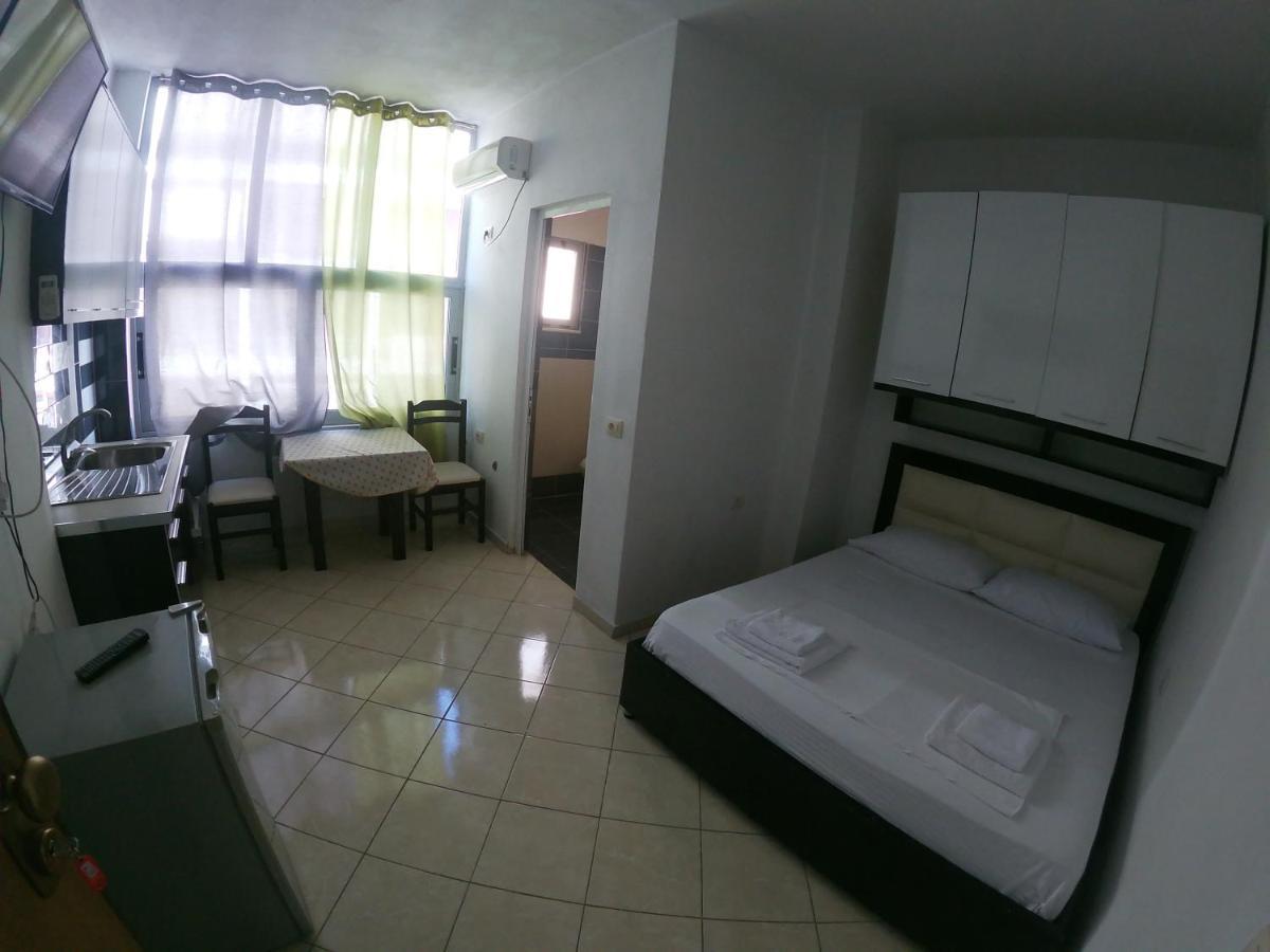 Honey Apartments Near Promenade Sarandë Exteriér fotografie